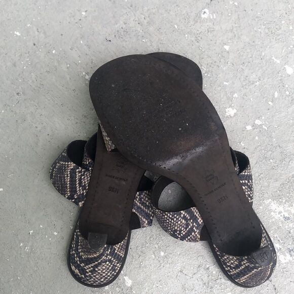 Donald  J Pliner - Picture 7 of 8